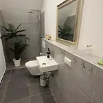 아파트 Wunderschoene In Erftstadt-liblar 15 Minuten Bis Zum Phantasialand!