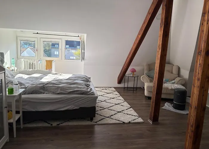 Wunderschoene In Erftstadt-liblar 15 Minuten Bis Zum Phantasialand! Appartement Erftstadt